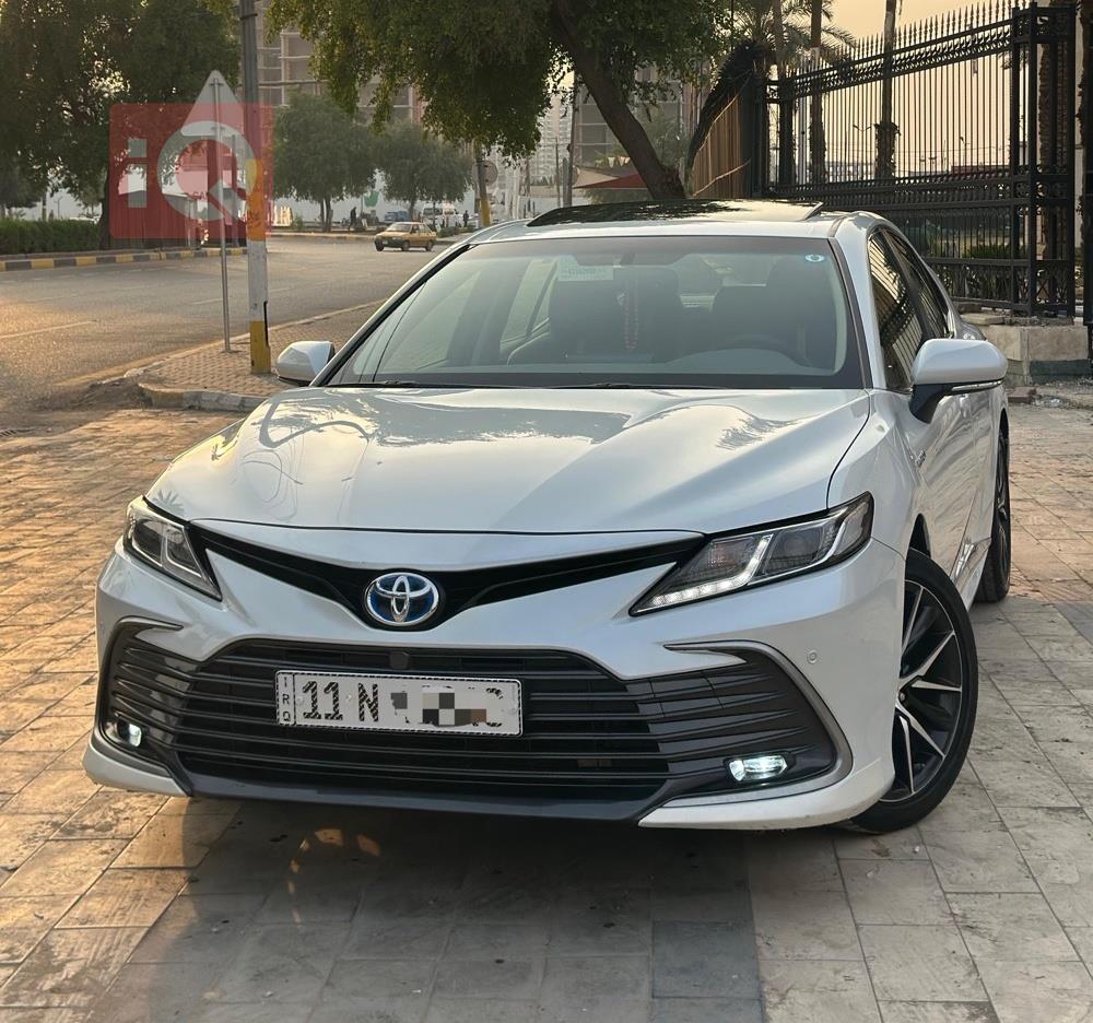 تۆیۆتا کامری